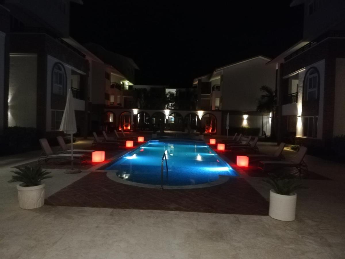 Seven Shades Of Coral Village - Suites & Pool In A Residence Close To The Beach 蓬塔卡纳 外观 照片