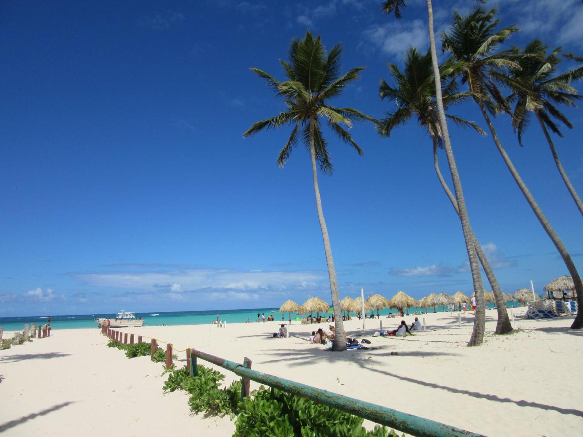 Seven Shades Of Coral Village - Suites & Pool In A Residence Close To The Beach 蓬塔卡纳 外观 照片